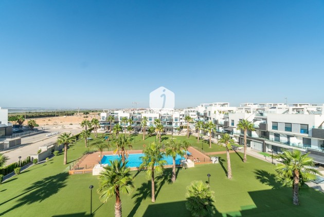 Z drugiej ręki - Mieszkanie w bloku -
El Raso - Costa Blanca