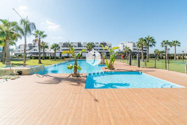 Z drugiej ręki - Mieszkanie w bloku -
El Raso - Costa Blanca