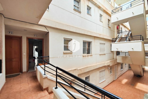 Segunda mano - Apartamento / piso -
Torrevieja - Costa Blanca