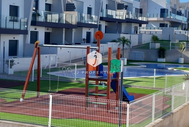 Z drugiej ręki - Daszek -
San Miguel de Salinas - Costa Blanca