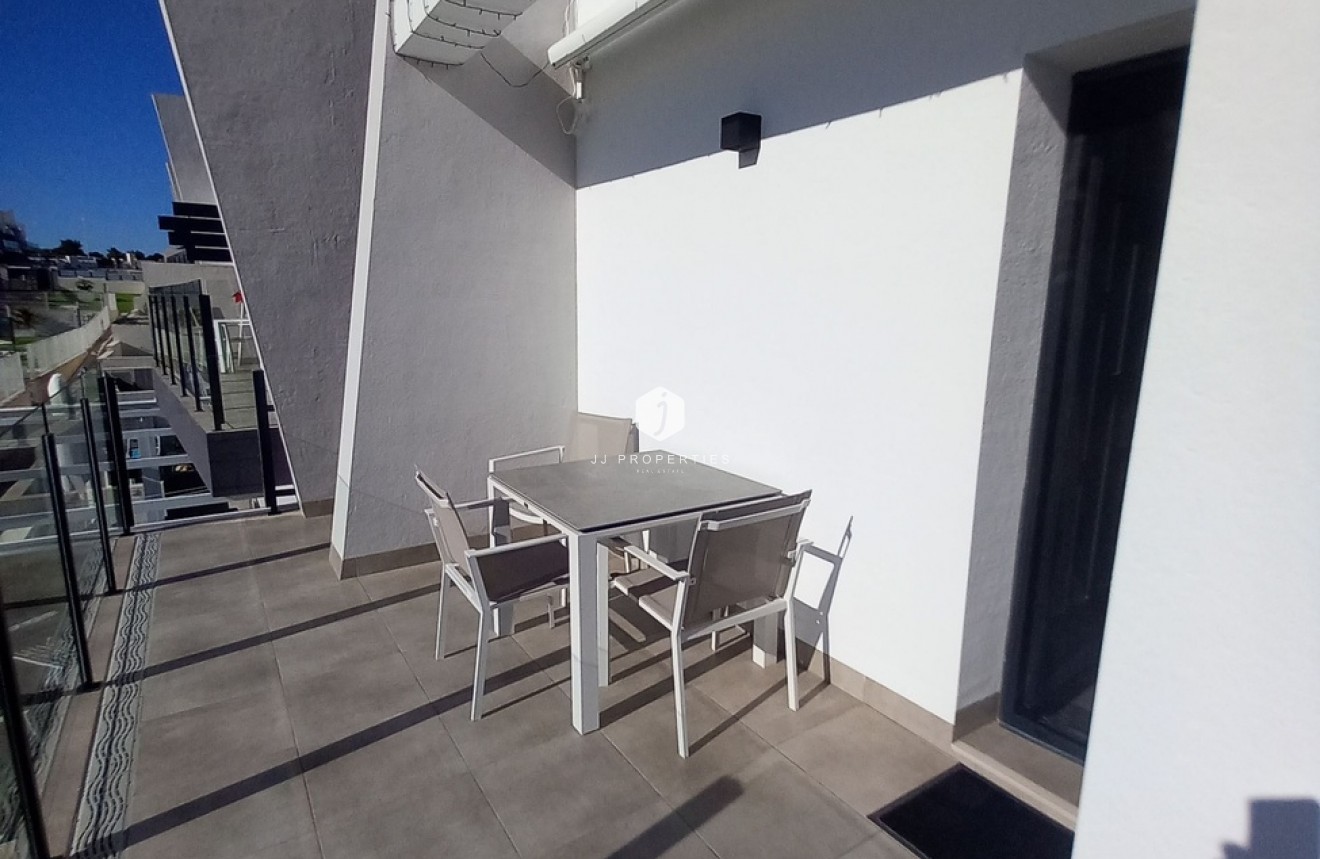 Z drugiej ręki - Daszek -
San Miguel de Salinas - Costa Blanca