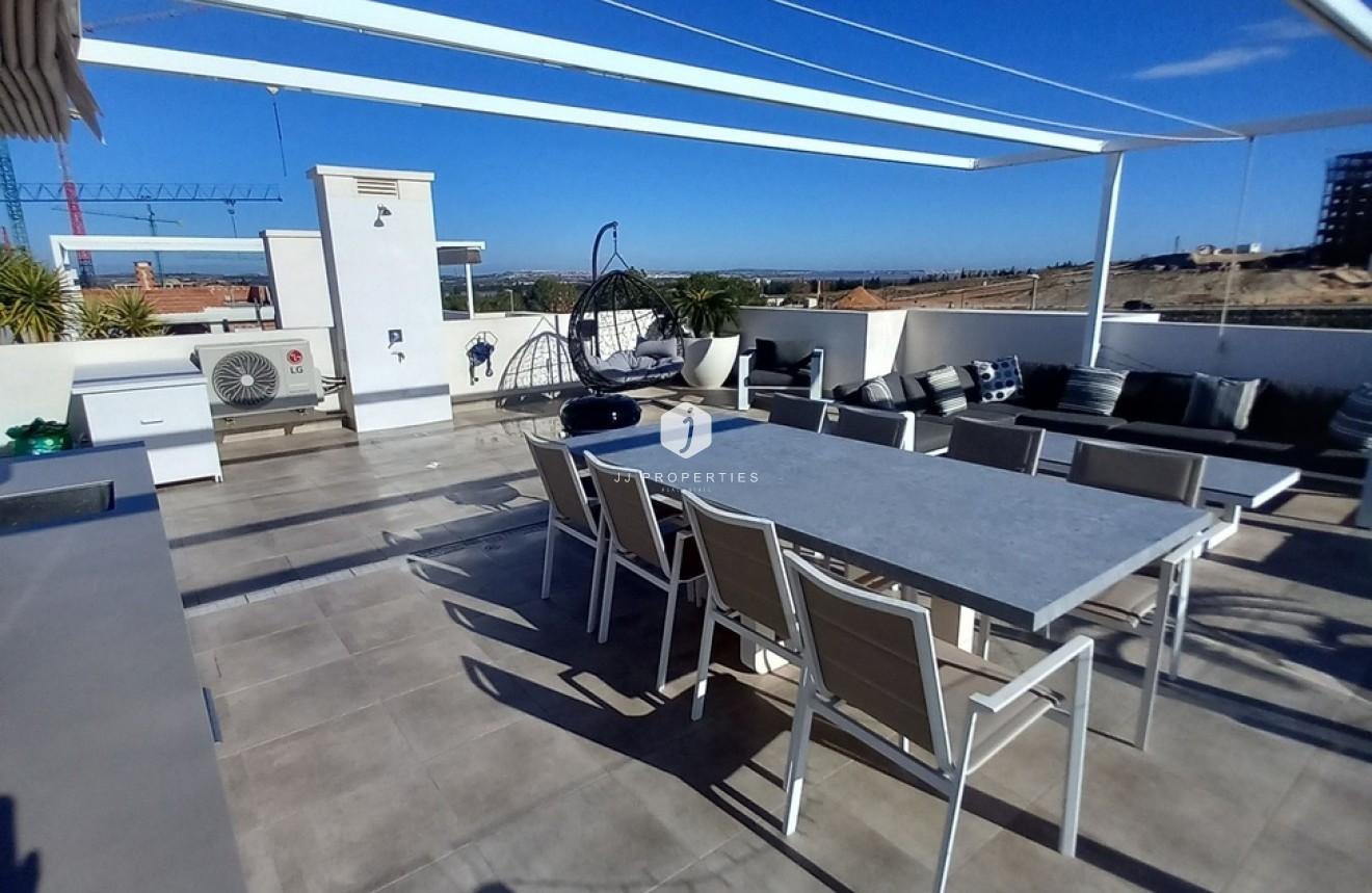 Z drugiej ręki - Daszek -
San Miguel de Salinas - Costa Blanca