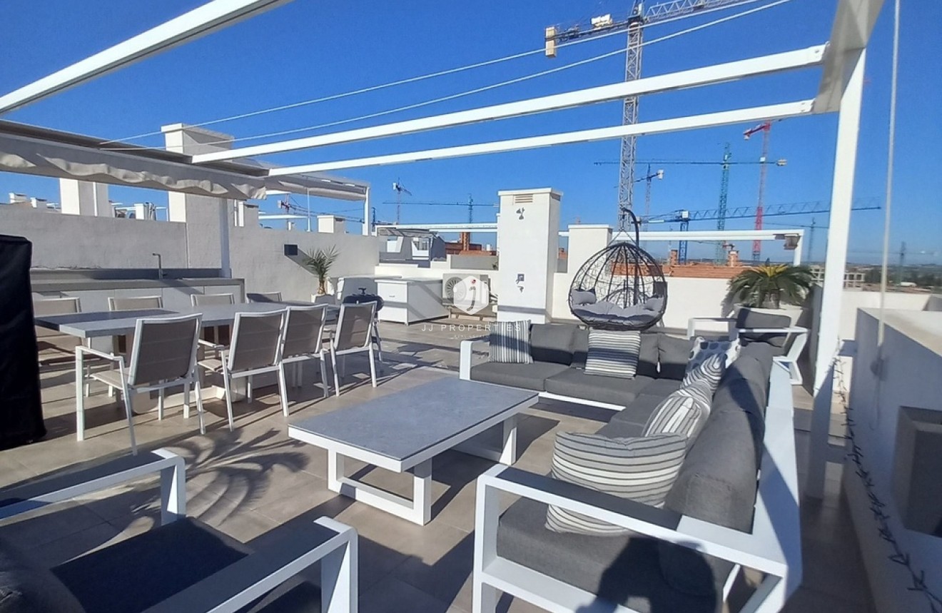 Z drugiej ręki - Daszek -
San Miguel de Salinas - Costa Blanca