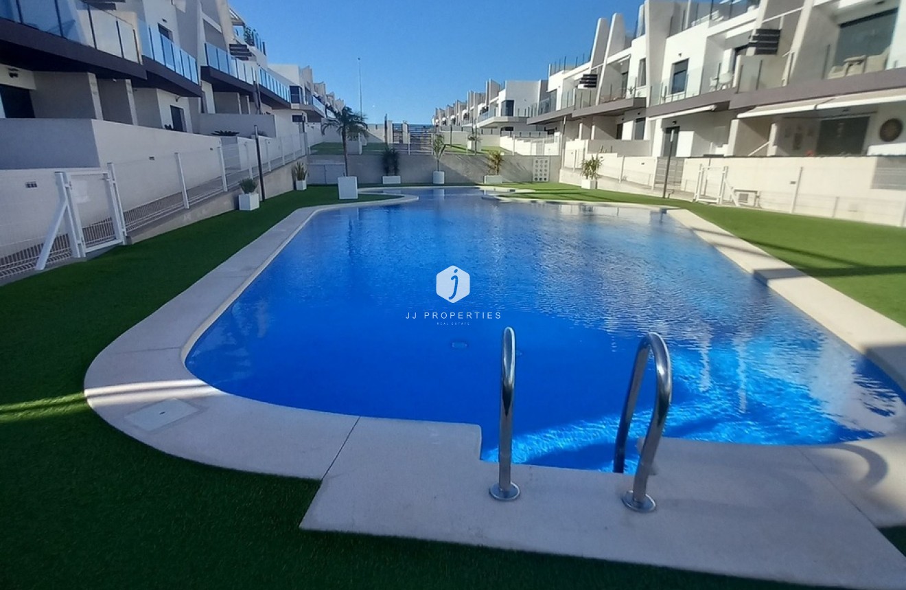 Z drugiej ręki - Daszek -
San Miguel de Salinas - Costa Blanca