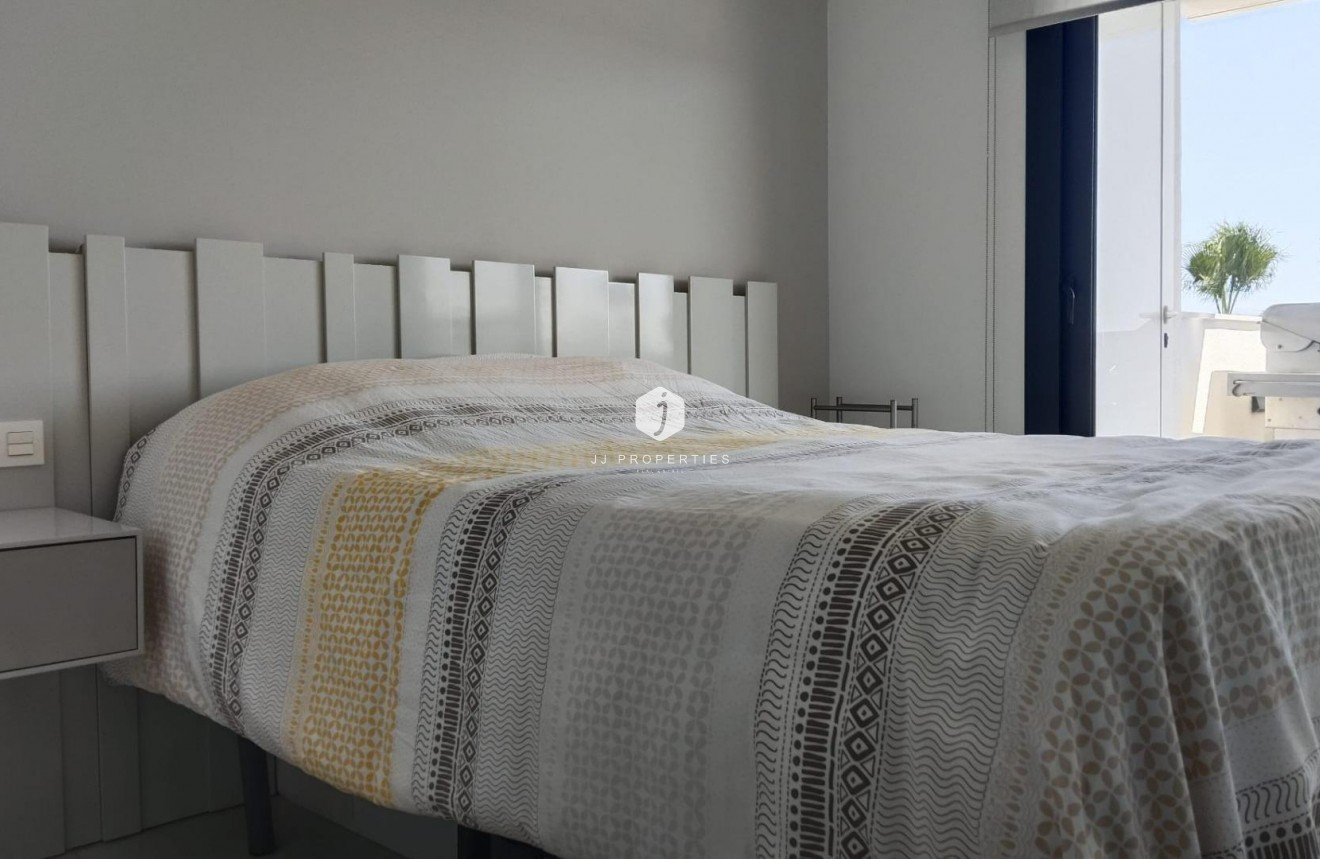 Tweedehands - Appartement / flat -
Orihuela Costa - PAU 8