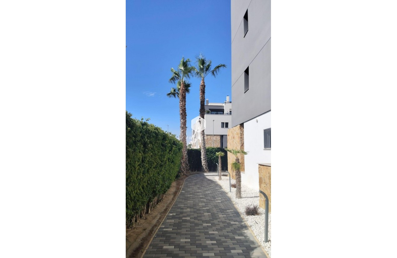 Tweedehands - Appartement / flat -
Orihuela Costa - PAU 8