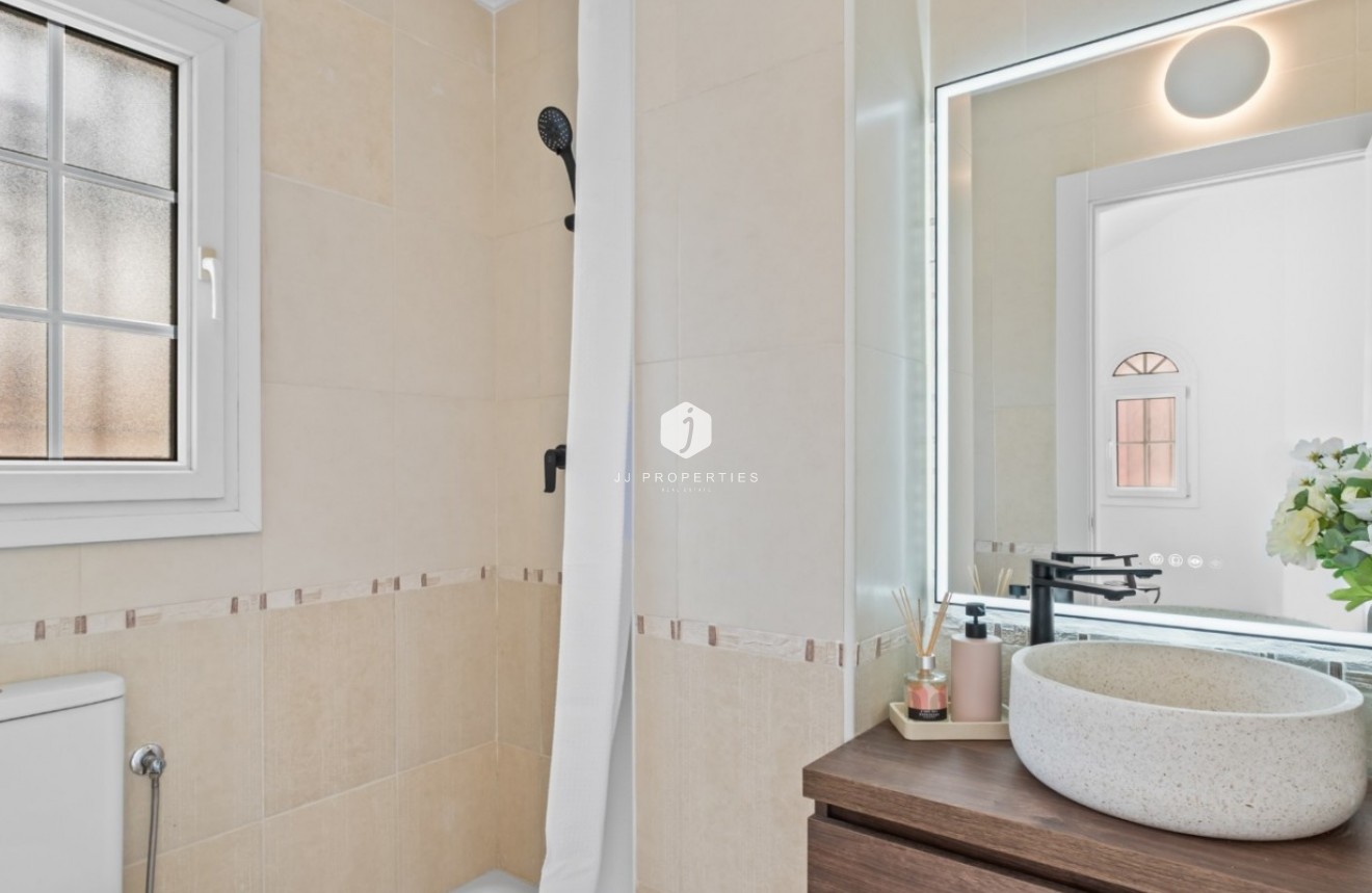 Tweedehands - Villa -
Orihuela Costa - Costa Blanca
