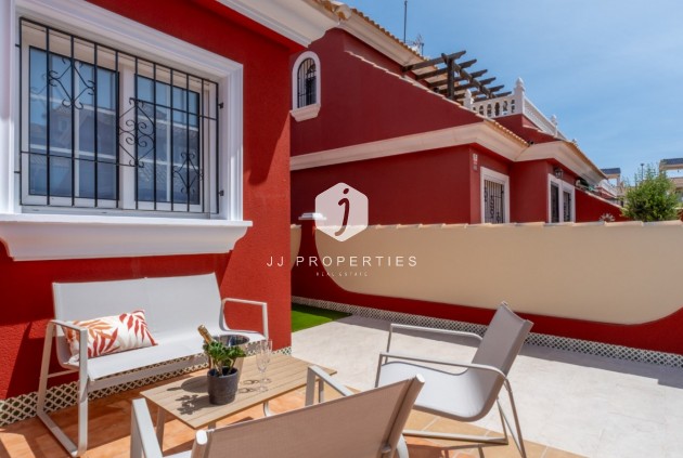 Tweedehands - Villa -
Orihuela Costa - Costa Blanca