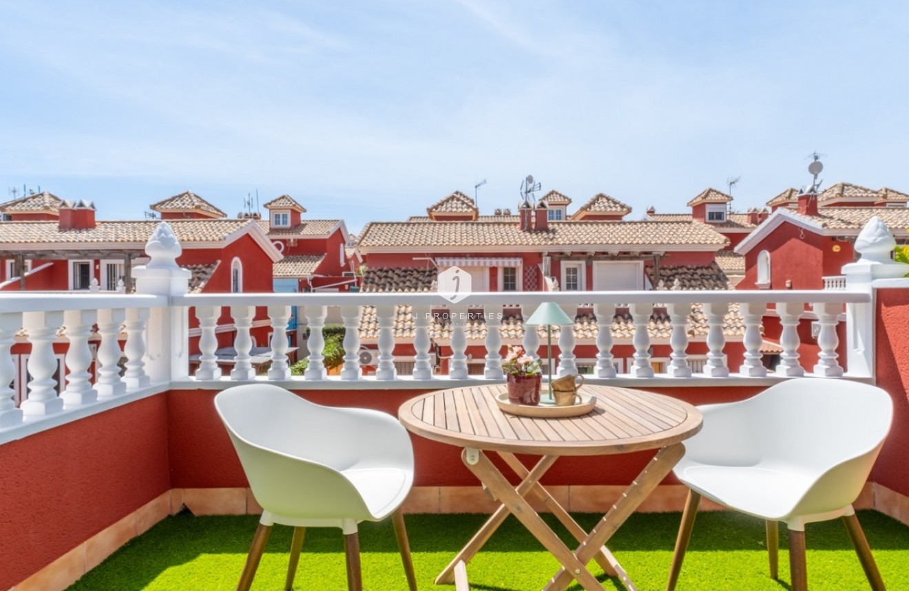 Tweedehands - Villa -
Orihuela Costa - Costa Blanca