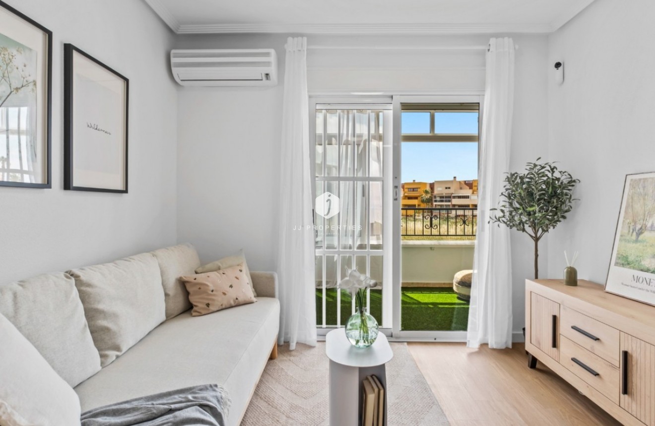 Tweedehands - Appartement / flat -
Orihuela Costa - Costa Blanca