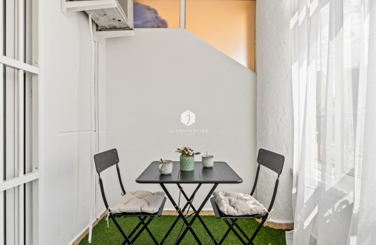 Tweedehands - Appartement / flat -
Orihuela Costa - Costa Blanca