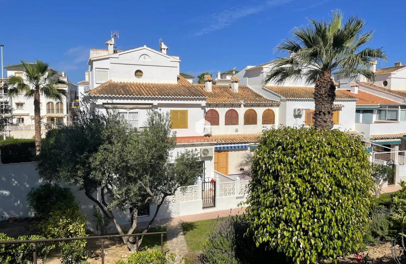 D'occasion - Appartement -
Torrevieja - La Mata