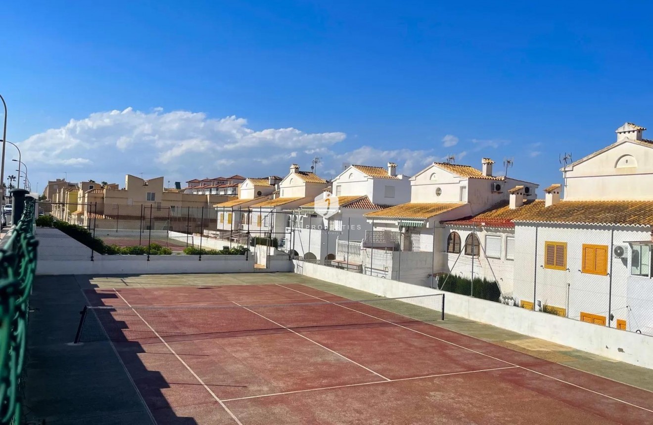 D'occasion - Appartement -
Torrevieja - La Mata