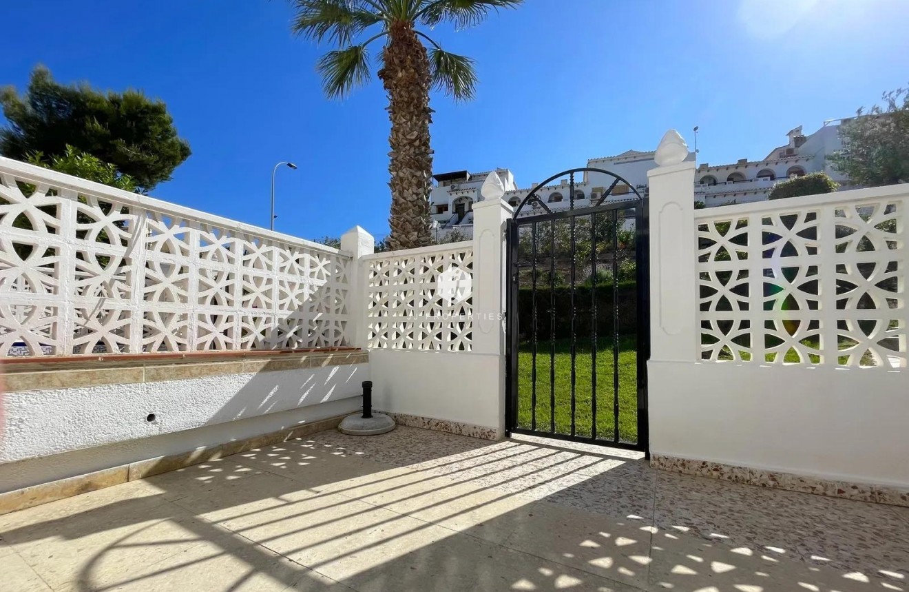 D'occasion - Appartement -
Torrevieja - La Mata
