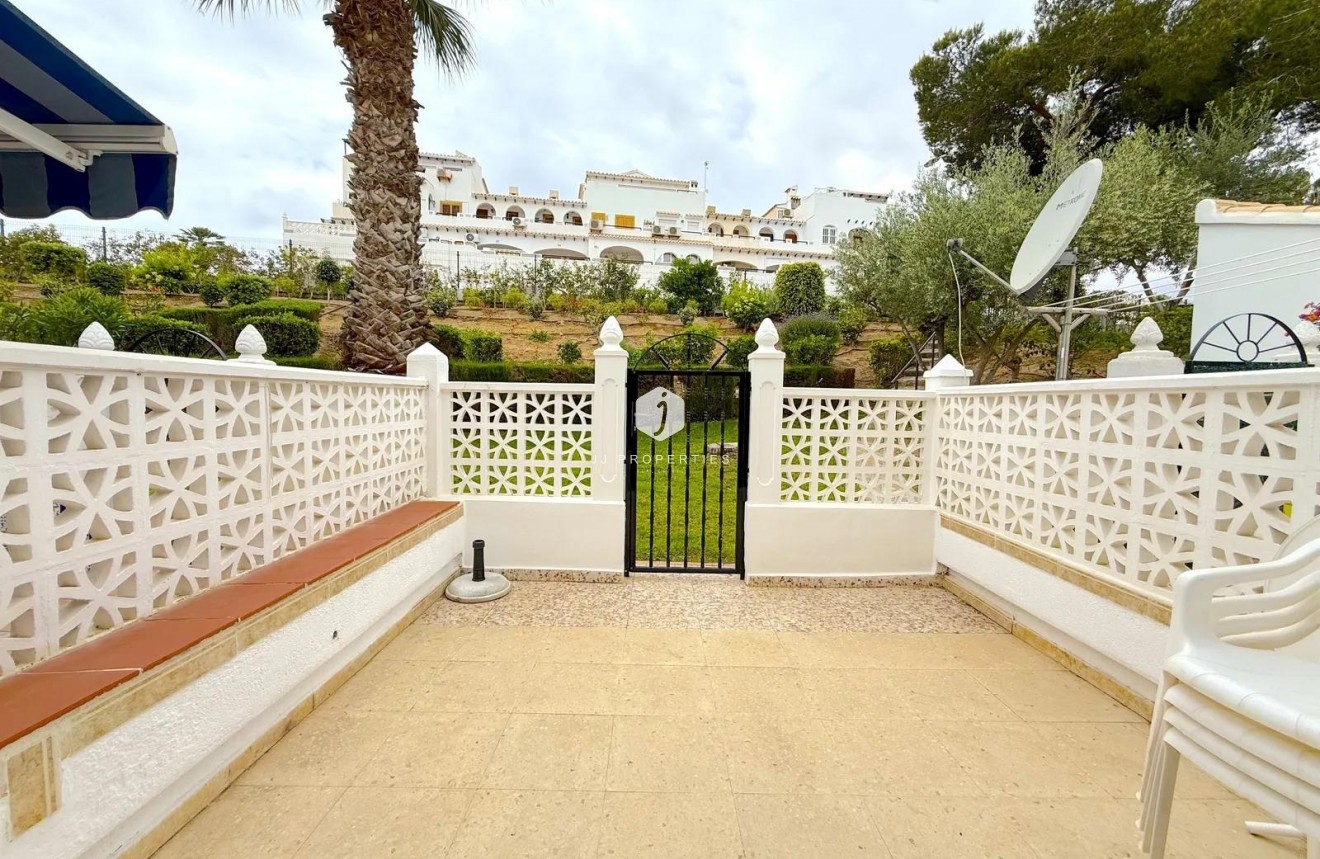 D'occasion - Appartement -
Torrevieja - La Mata