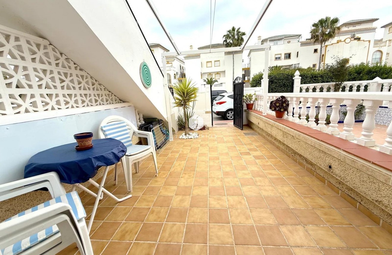 D'occasion - Appartement -
Torrevieja - La Mata
