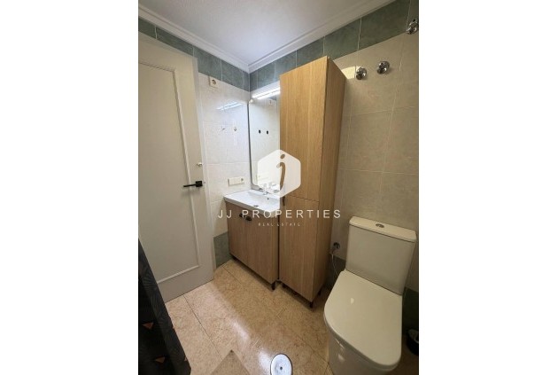 D'occasion - Appartement -
Torrevieja - Centro