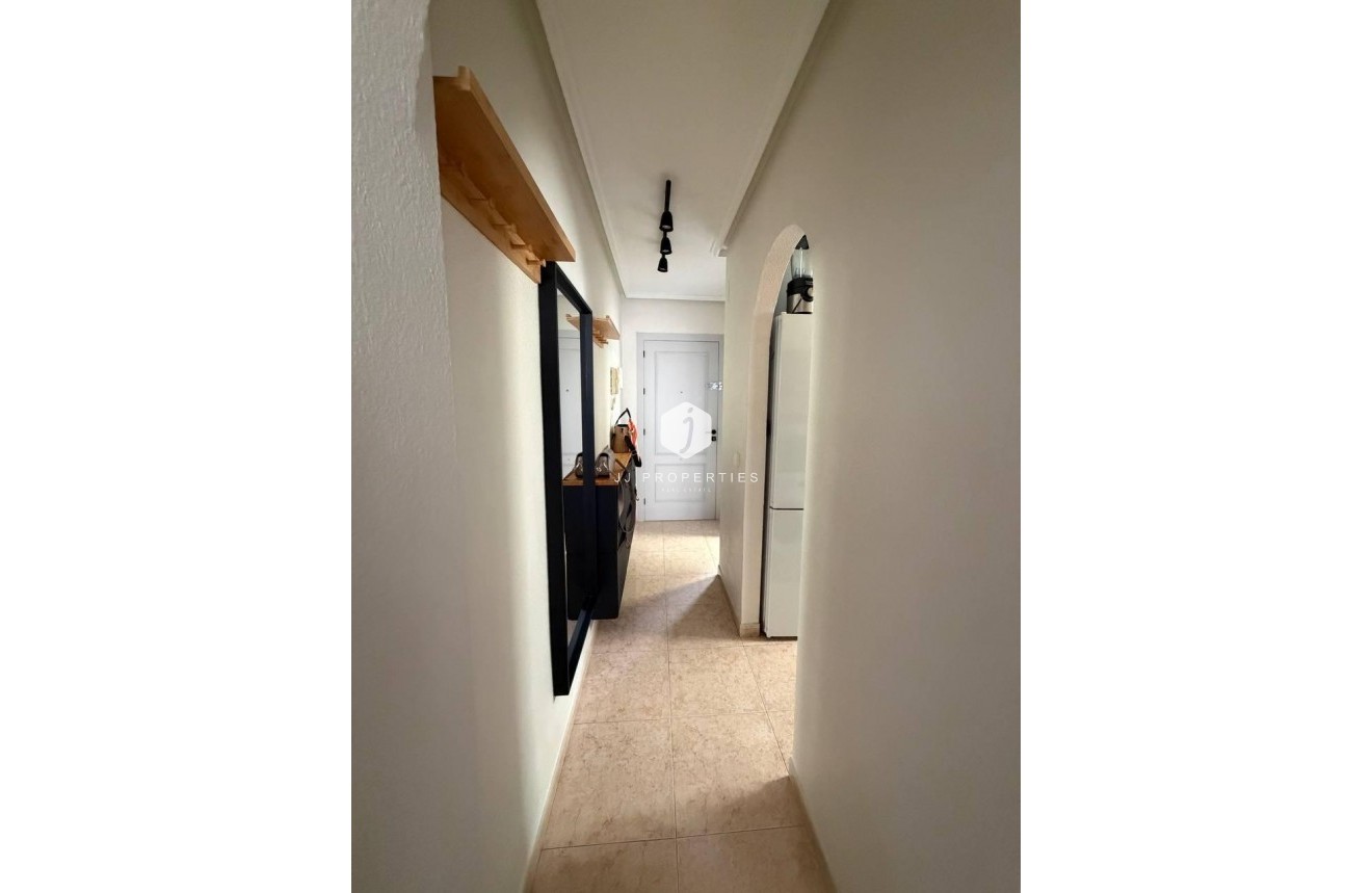 D'occasion - Appartement -
Torrevieja - Centro