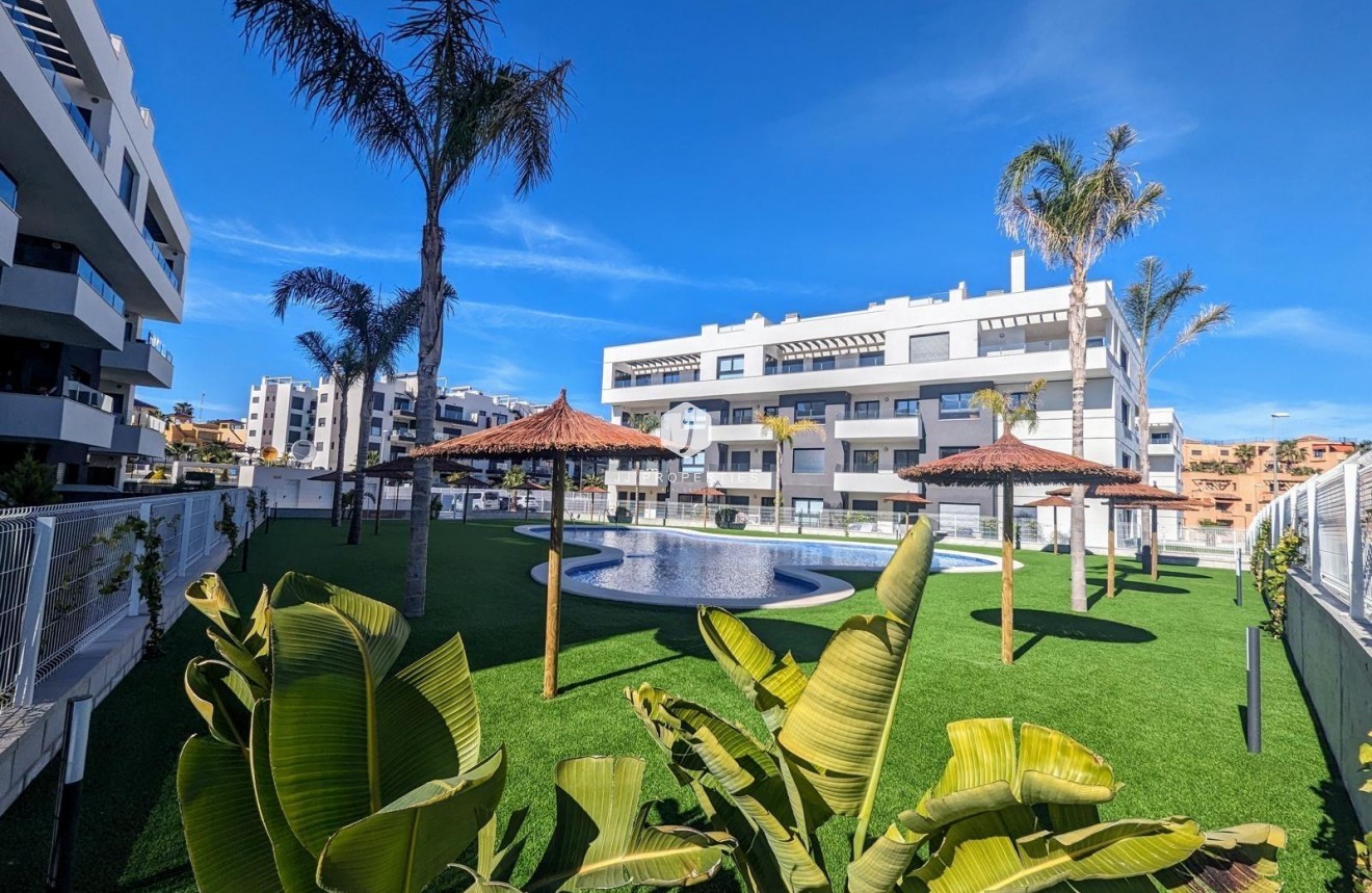 Aus zweiter Hand - Penthouse -
Orihuela Costa - Las Filipinas