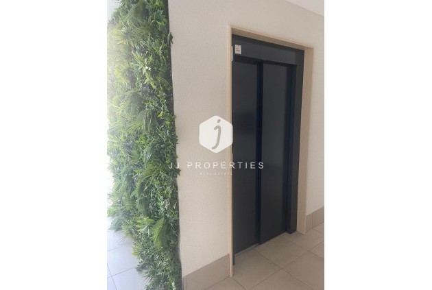 Aus zweiter Hand - Penthouse -
Orihuela Costa - Las Filipinas