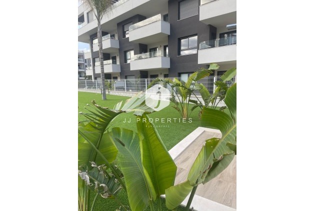 Aus zweiter Hand - Penthouse -
Orihuela Costa - Las Filipinas