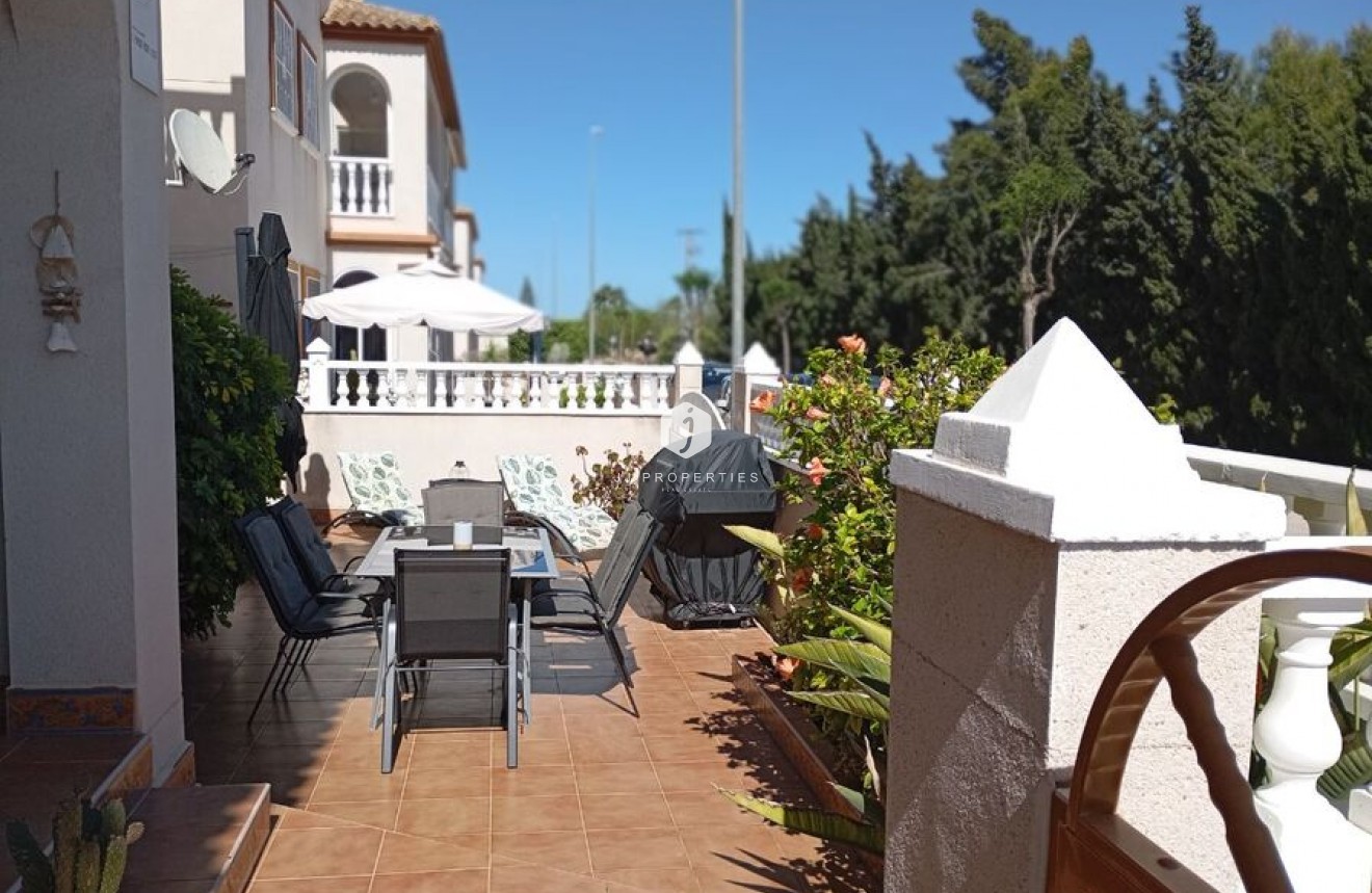 Aus zweiter Hand - Wohnung -
Daya Vieja - Costa Blanca
