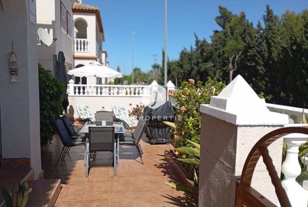 Aus zweiter Hand - Wohnung -
Daya Vieja - Costa Blanca