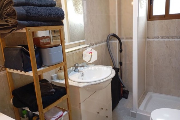 Aus zweiter Hand - Wohnung -
Daya Vieja - Costa Blanca