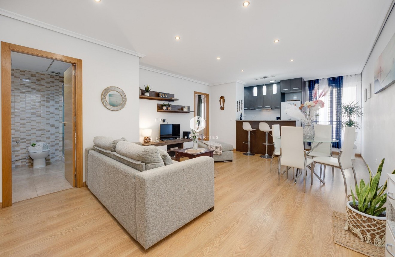 D'occasion - Appartement -
Torrevieja - Centro
