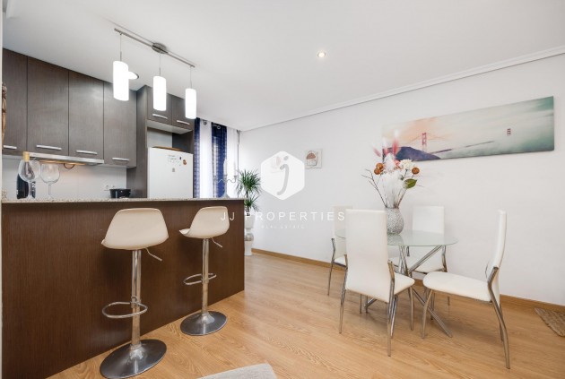 D'occasion - Appartement -
Torrevieja - Centro