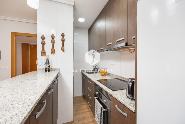 D'occasion - Appartement -
Torrevieja - Centro