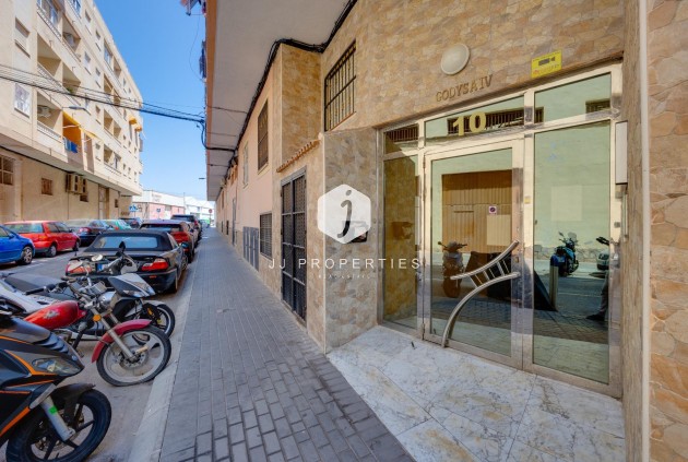 D'occasion - Appartement -
Torrevieja - Centro