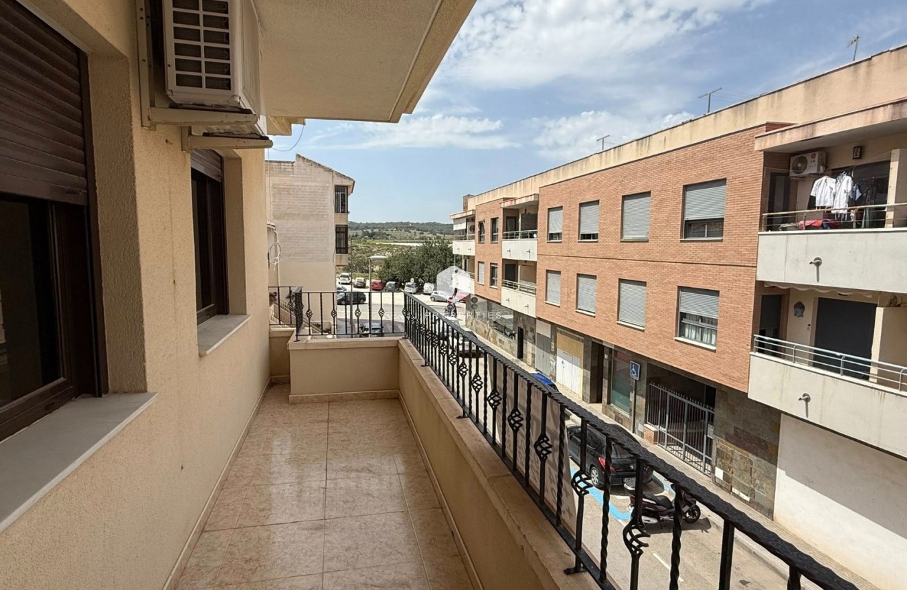 Resale - Apartment / flat -
San Miguel de Salinas - Inland
