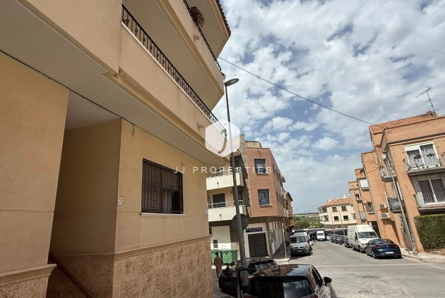 Resale - Apartment / flat -
San Miguel de Salinas - Inland