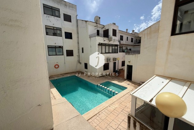 Resale - Apartment / flat -
San Miguel de Salinas - Inland