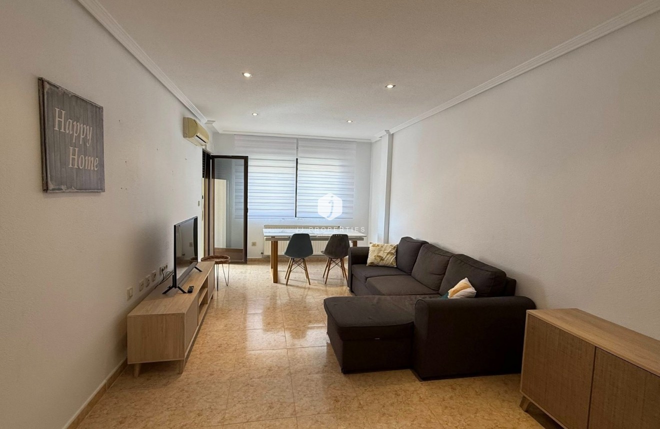 Resale - Apartment / flat -
San Miguel de Salinas - Inland