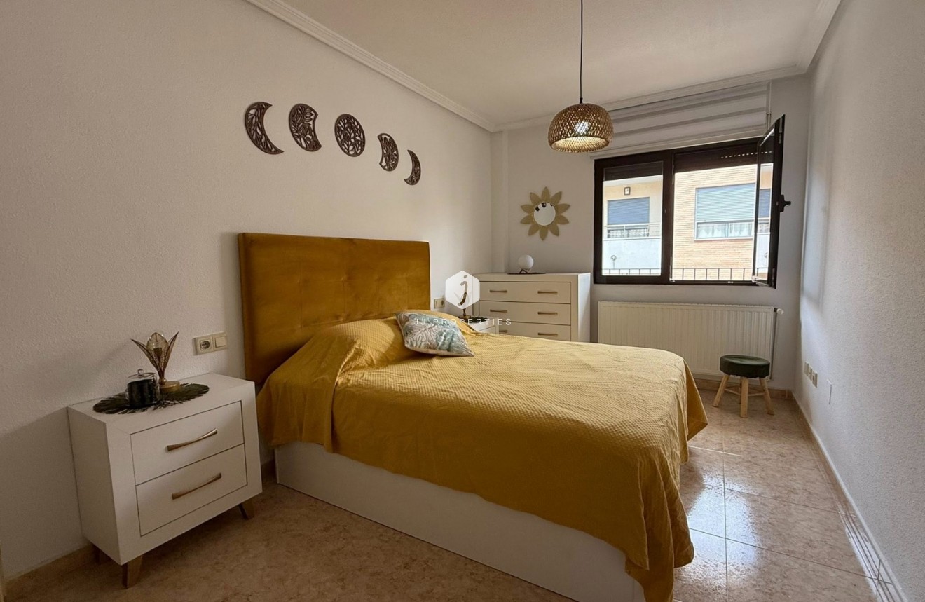 Resale - Apartment / flat -
San Miguel de Salinas - Inland
