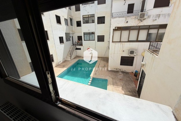 Resale - Apartment / flat -
San Miguel de Salinas - Inland