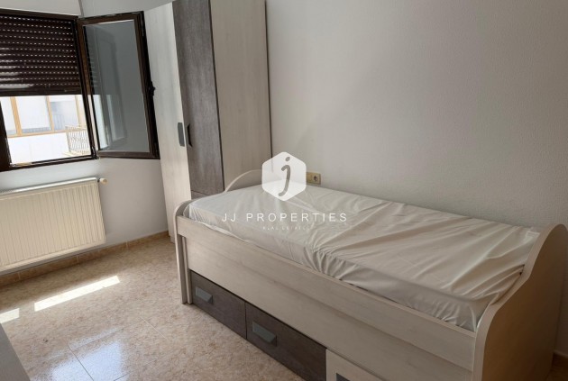Resale - Apartment / flat -
San Miguel de Salinas - Inland