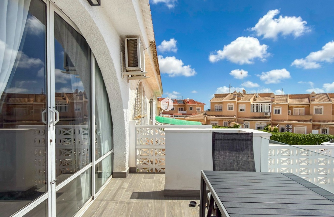 Z drugiej ręki - Bungalow -
Ciudad Quesada - Costa Blanca