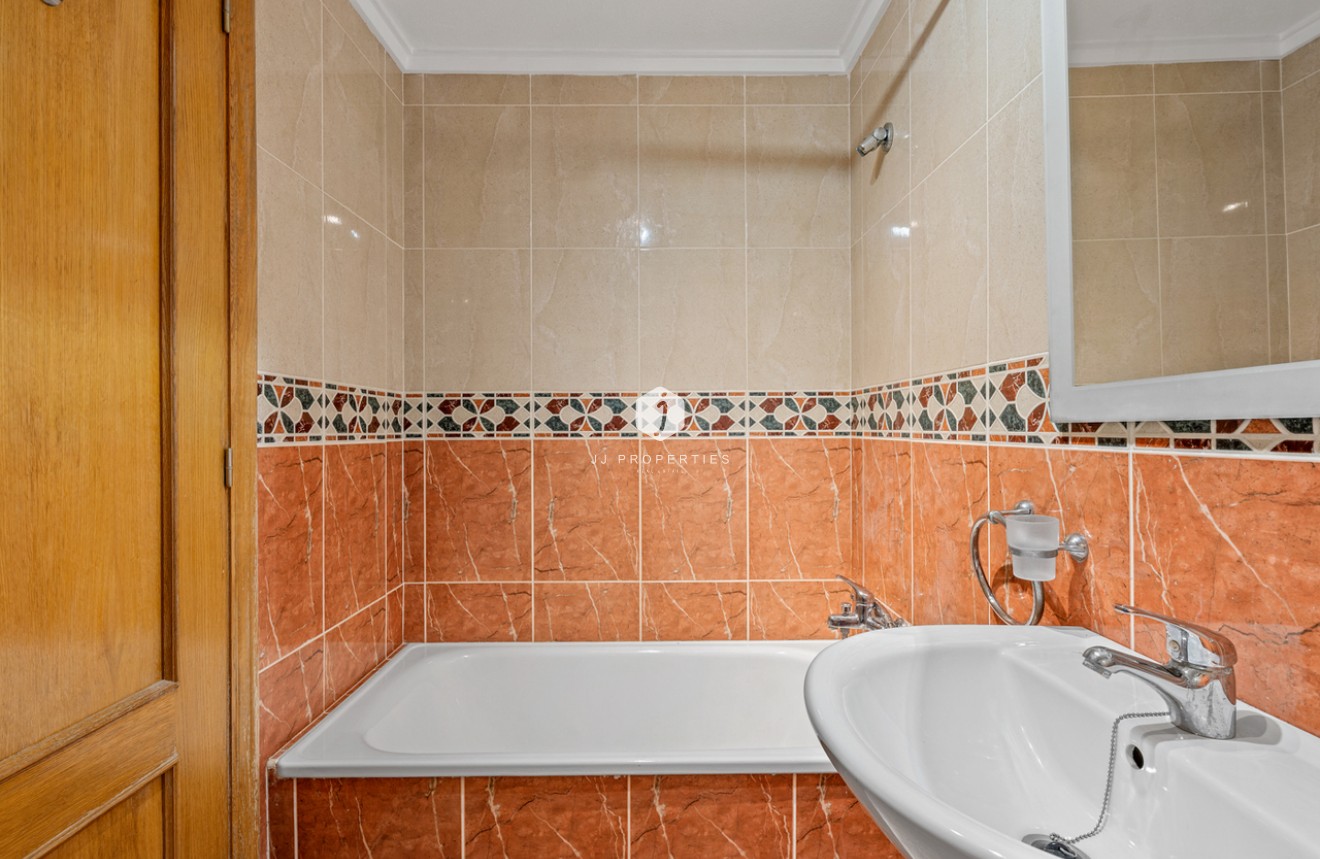 Aus zweiter Hand - Wohnung -
Algorfa - Inland