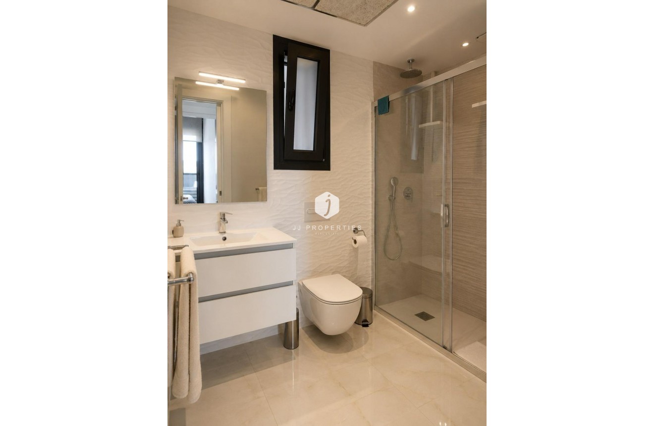 Segunda mano - Apartamento / piso -
Orihuela Costa - PAU 8