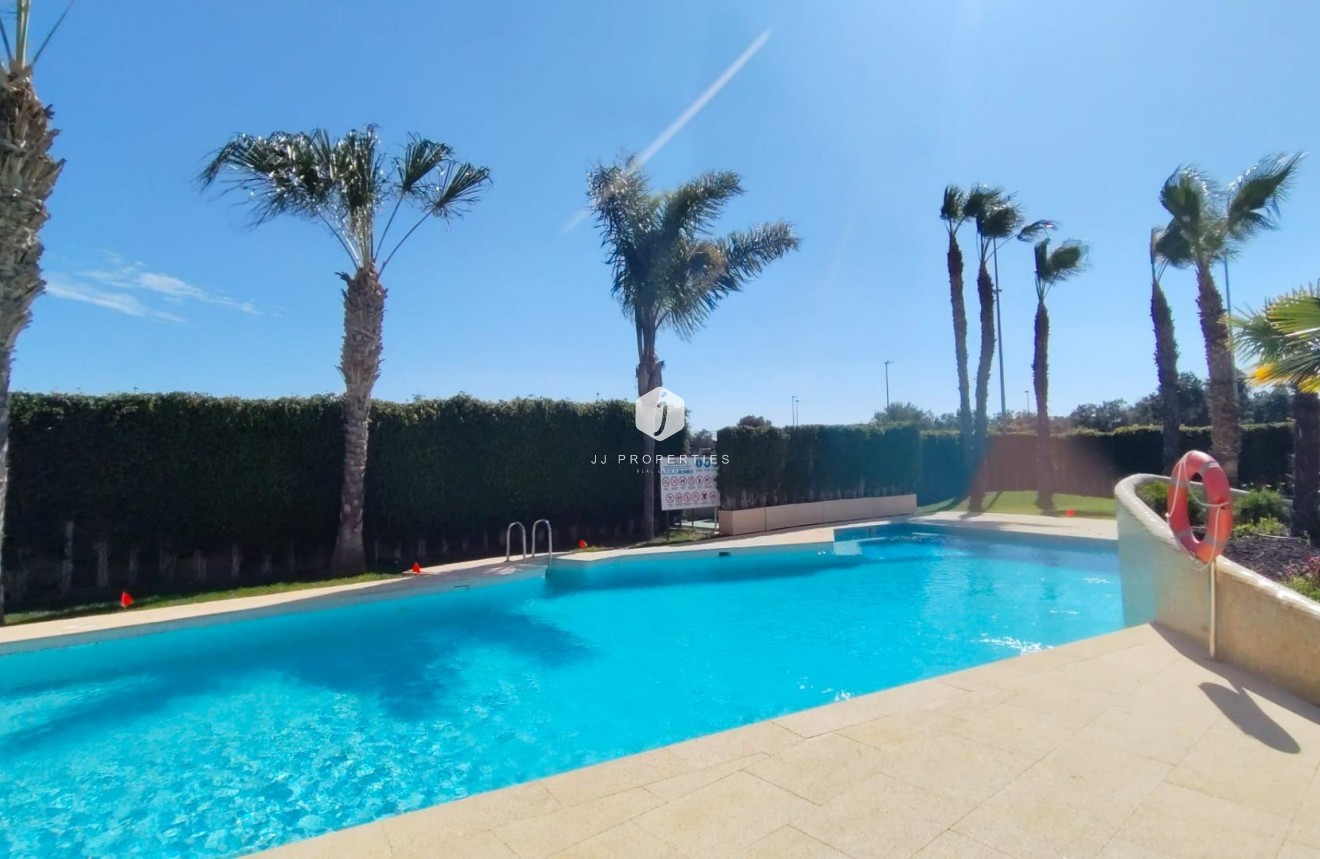 Segunda mano - Apartamento / piso -
Orihuela Costa - PAU 8