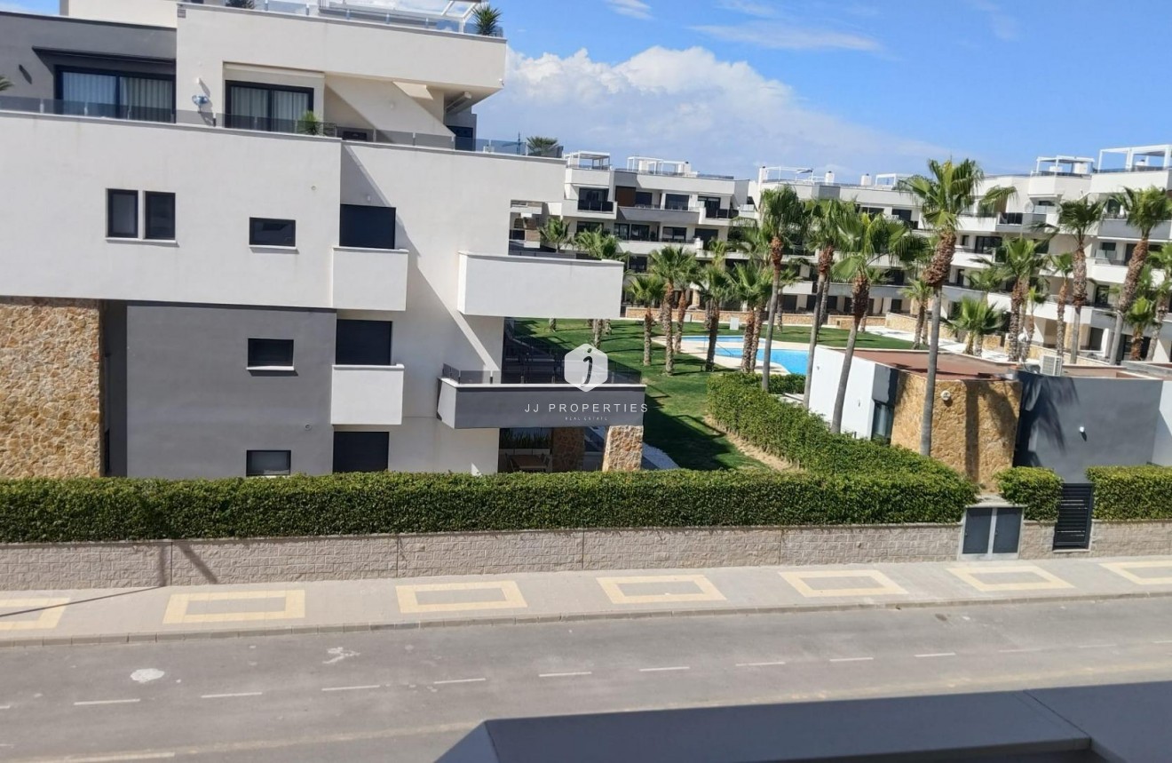 Segunda mano - Apartamento / piso -
Orihuela Costa - PAU 8