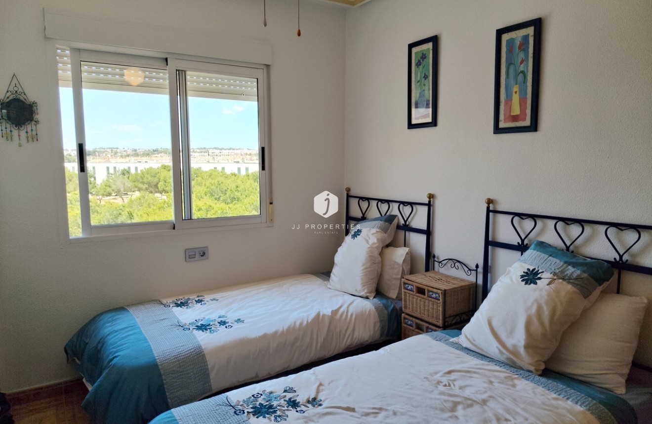 Resale - Apartment / flat -
La Zenia - Costa Blanca