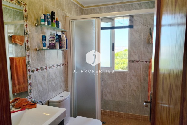 Resale - Apartment / flat -
La Zenia - Costa Blanca