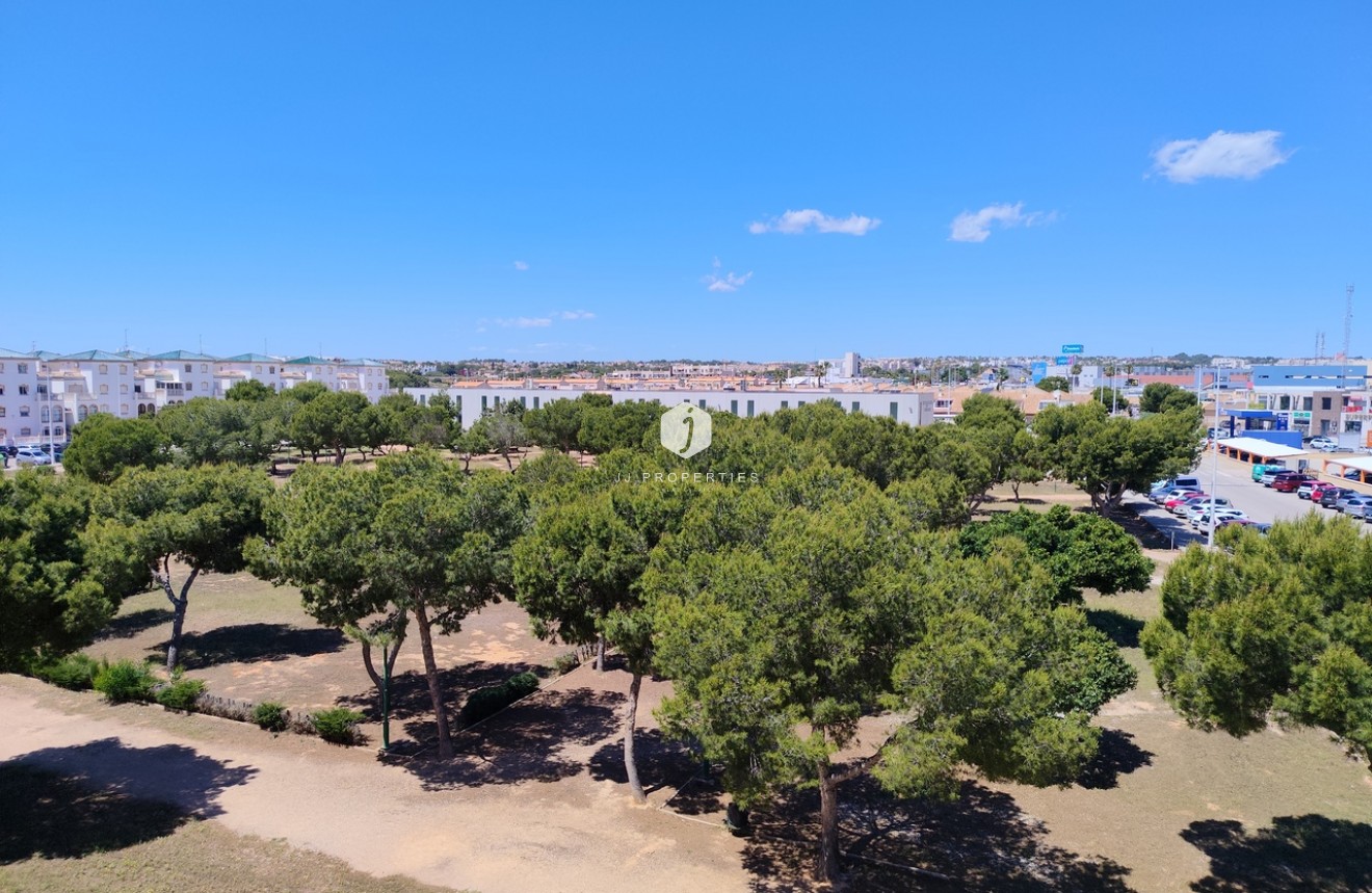 Resale - Apartment / flat -
La Zenia - Costa Blanca