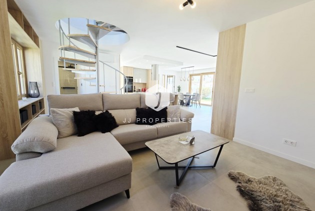 D'occasion - Villa -
Orihuela Costa - Cabo Roig