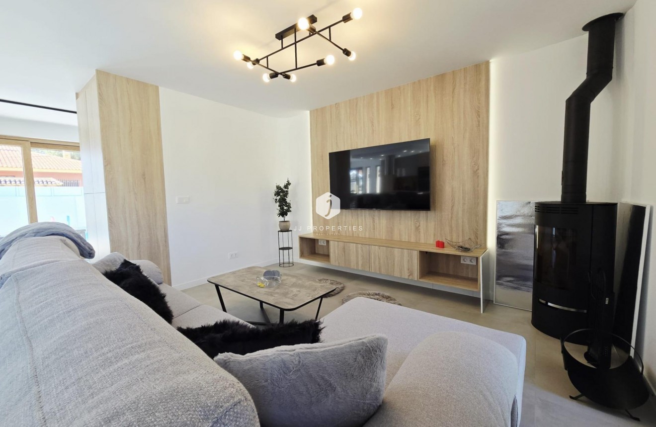 D'occasion - Villa -
Orihuela Costa - Cabo Roig
