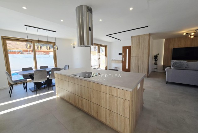 D'occasion - Villa -
Orihuela Costa - Cabo Roig